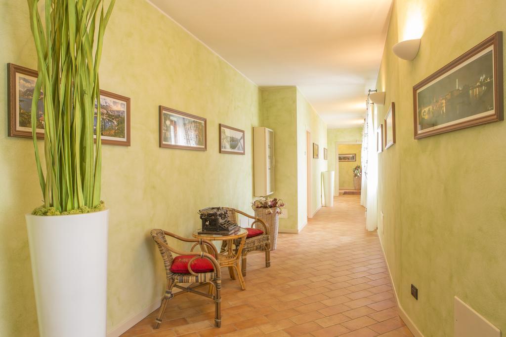 Hotel Antichi Cortili Dossobuono Exterior photo