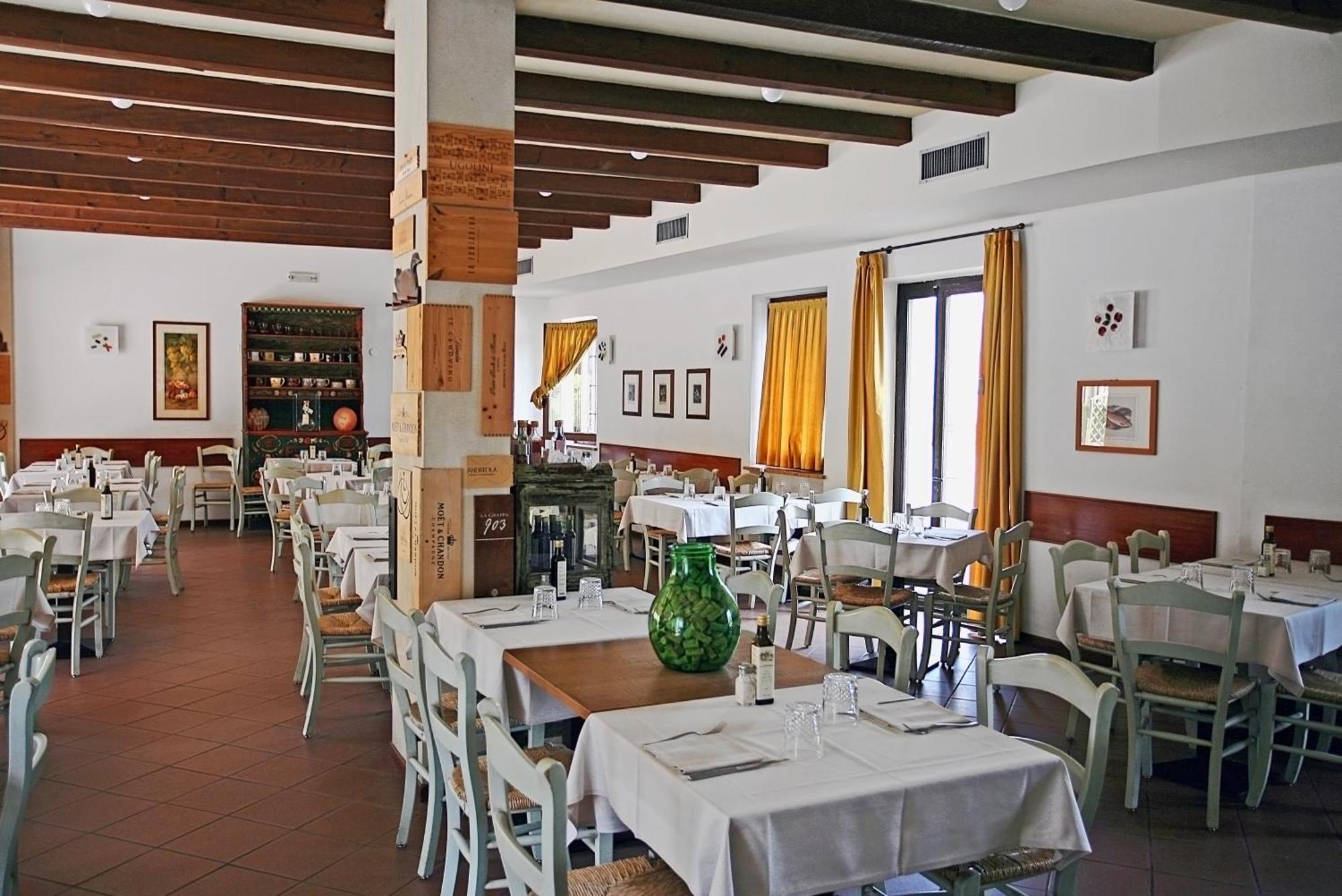 Hotel Antichi Cortili Dossobuono Exterior photo